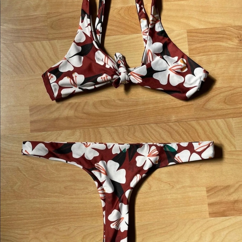 Stone Fox Swim Set